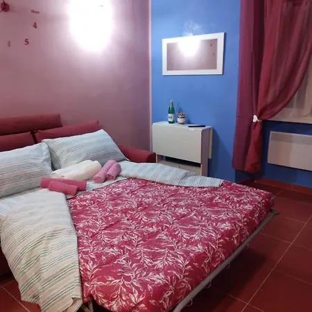 La Casa Di Carta Red Apartment *