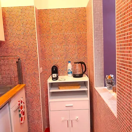 La Casa Di Carta Red Apartment Fiuggi